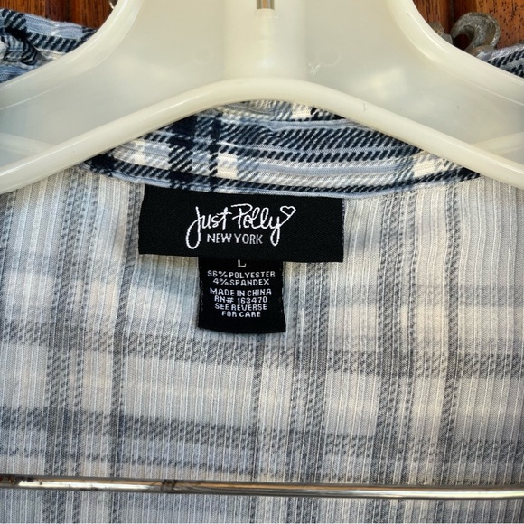Plaid Button-Up Shirt - Picture 4 of 7